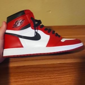 Jordan 1 Chicago size 12